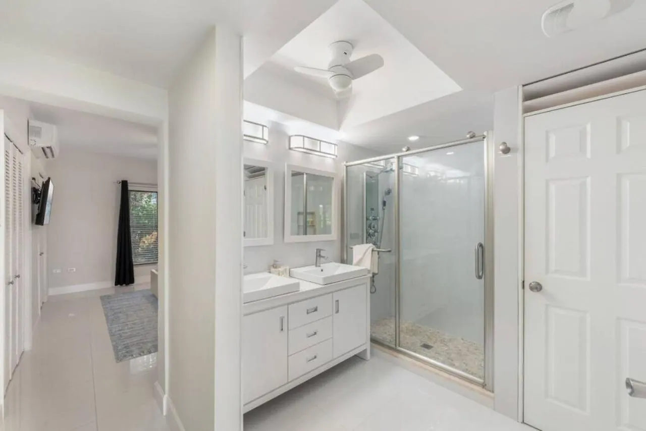 Апартаменты George Town Villas #117