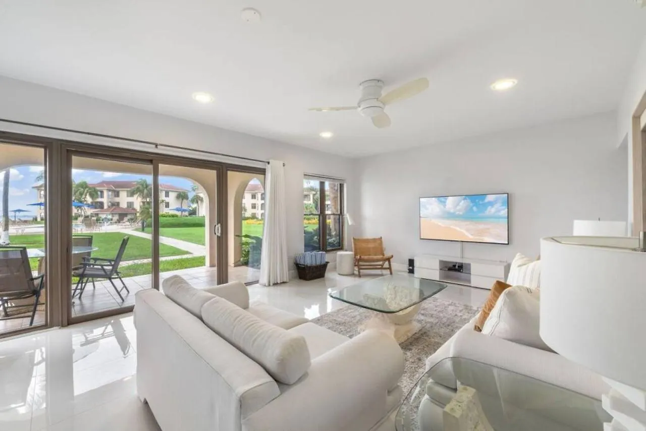 George Town Villas #117 0*, Джорджтаун